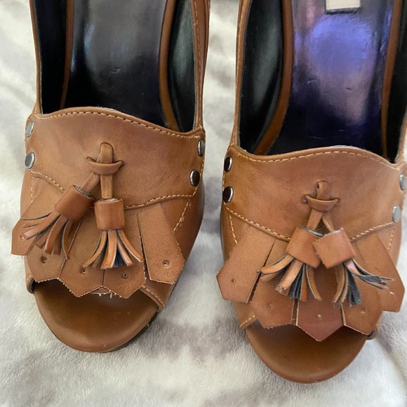 Vera Wang tobacco platform loafer style pump sz 8 - Picture 3 of 5